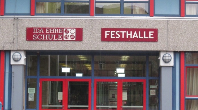 Bad Oldesloe: Tanztheater „Alice im Wunderland“ am 29.11.2025, 16 Uhr