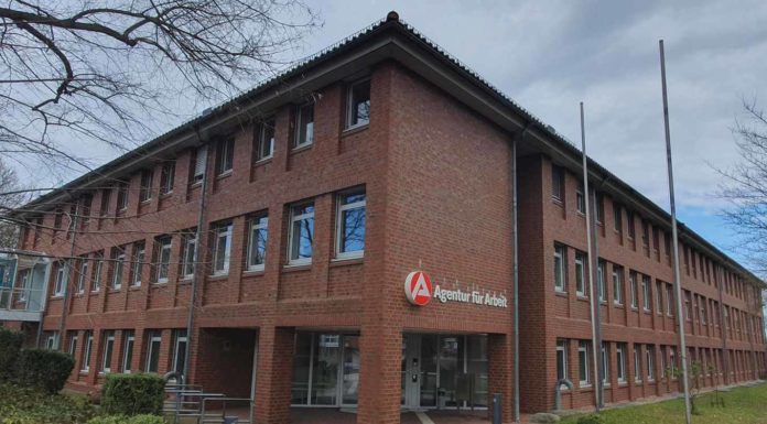Arbeitsmarkt in Stormarn: Arbeitslosigkeit geht im Mai 2026 etwas zurück