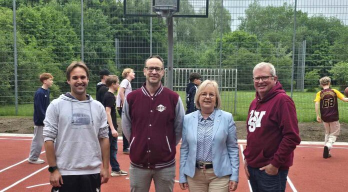 Bargteheide: Neues Basketballfeld betriebsbereit